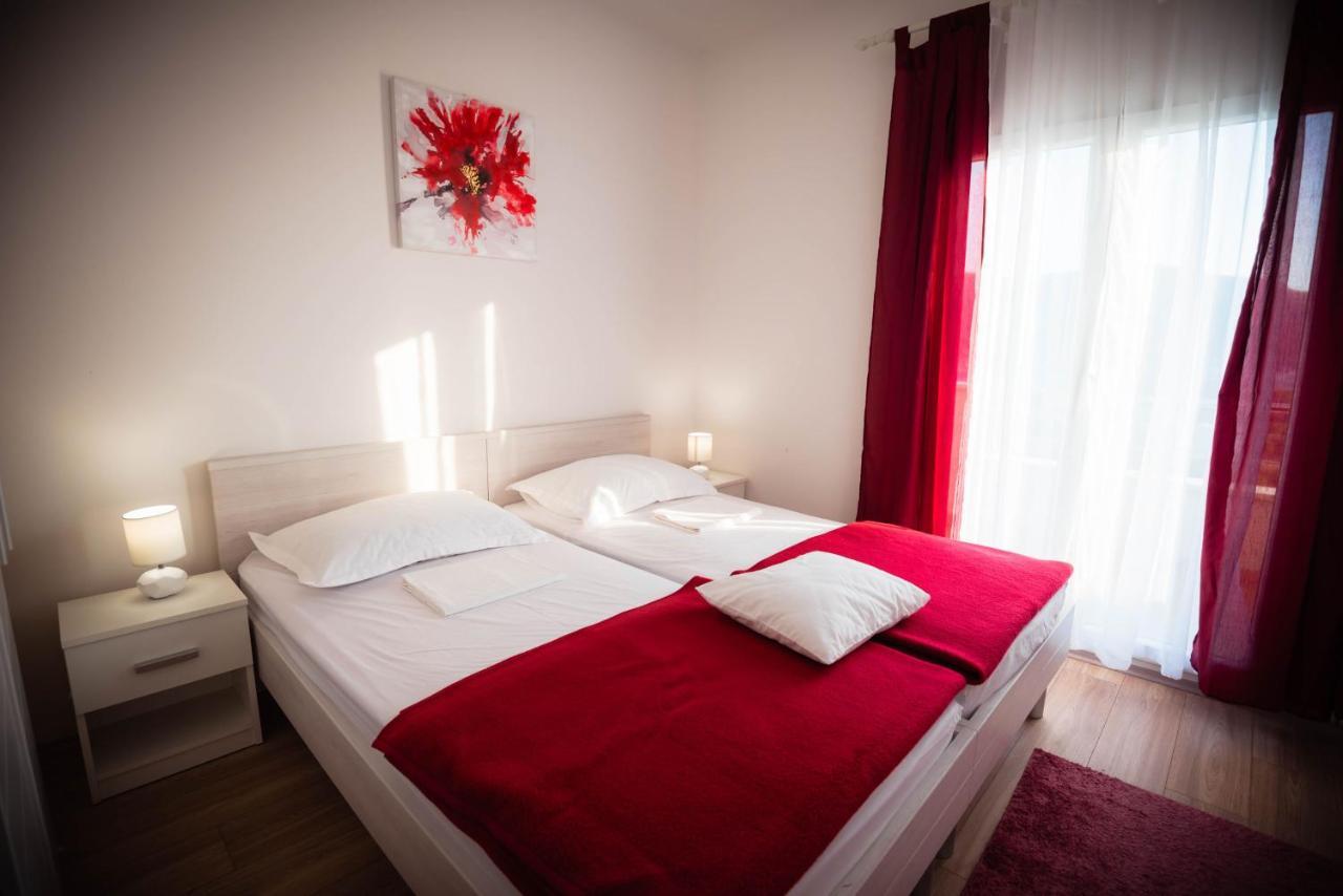 Apartmani Bare I Danica Grebastica Ngoại thất bức ảnh