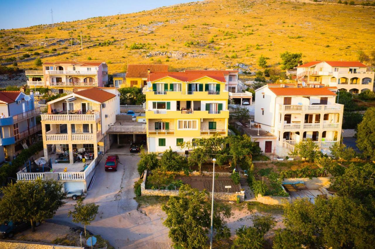 Apartmani Bare I Danica Grebastica Ngoại thất bức ảnh