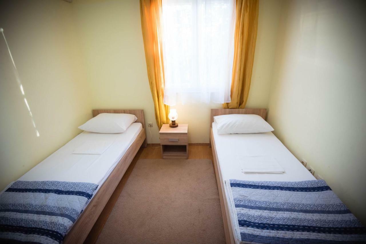 Apartmani Bare I Danica Grebastica Ngoại thất bức ảnh