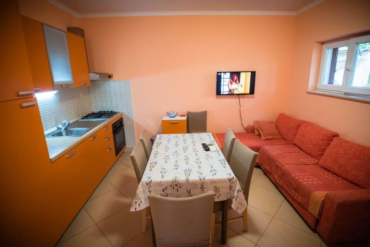 Apartmani Bare I Danica Grebastica Ngoại thất bức ảnh